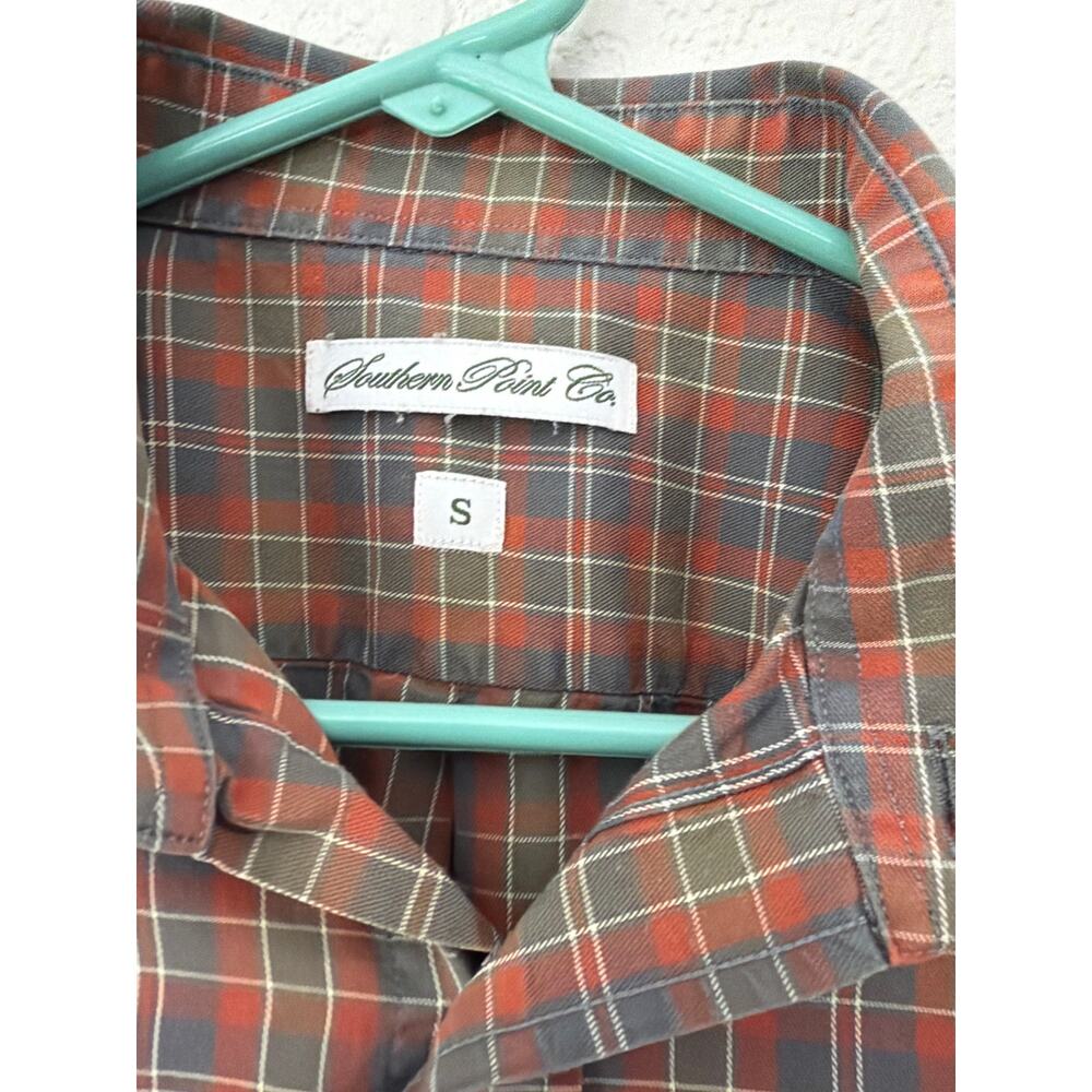 Southern point button down size small - Picture 2 of 8